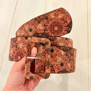 Sold Hippie belt cork, material floral extra wide.